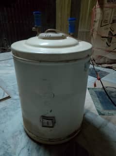 Electric geyser for sale