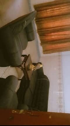 sofa 6 sets black color argent saleeee