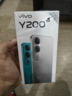 Vivo y200