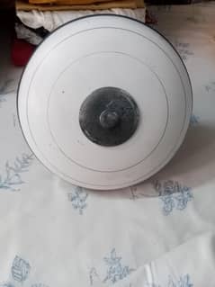 Ceiling fan. (75 watts) Energy saving fan