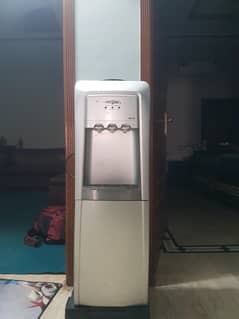 Water dispenser