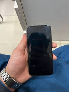 iphone 13 non pta jv 1/28jb  99% battery health 10by10 conditon