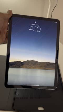 iPad Air M2 (11”) – 128GB – Warranty Until Nov 2025