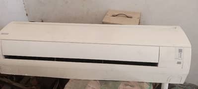 acson 1,'5 ton bilkul ok