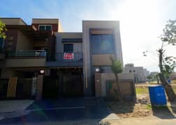 ULTRA MODERN DESIGN ( HEART OF BAHRIA ORCHARD LOCATION )