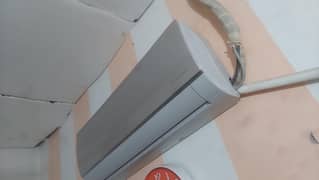 Haier Dc inveter 1 ton
