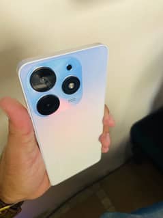 Tecno Spark 10 pro 8/256