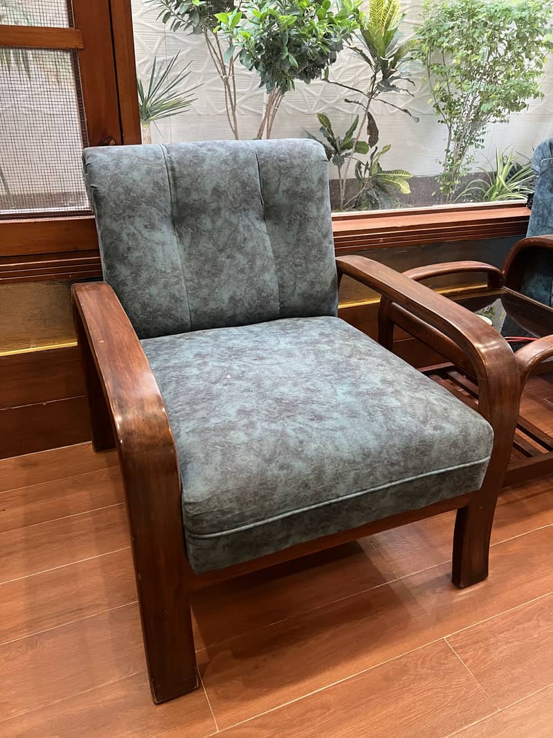 Complete Sofa set with center tables 10