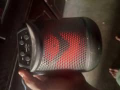 Bluetooth Speaker full sond kamal ka sond hai 10/10 hai