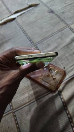 Infinix zero 30 5G all 10by10 box available charger no warranty khatam