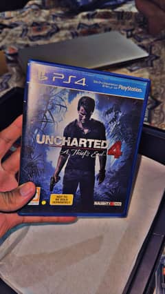7 gaming CDs of PS4