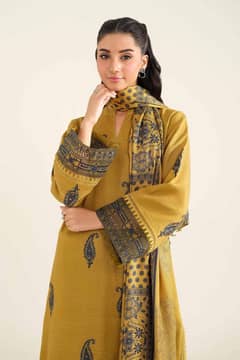 Unstitched Lawn suit with free delivery