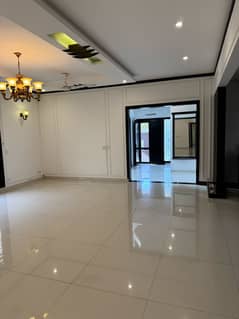 Stunning 500 Yards Bungalow Is Available For Rent