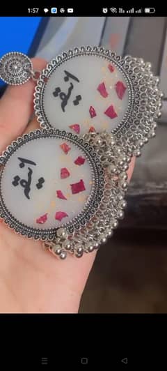 Resin customize jewelry