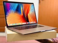 MacBook Pro Retina, 15-inch, 2019 ( core i9 )