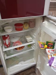 Dawlance fridge for urgent sale