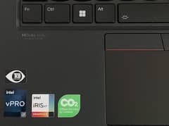 lenovo x13 core i7 1270P 2200 mgtz 32 gb ram 256 ssd full HD