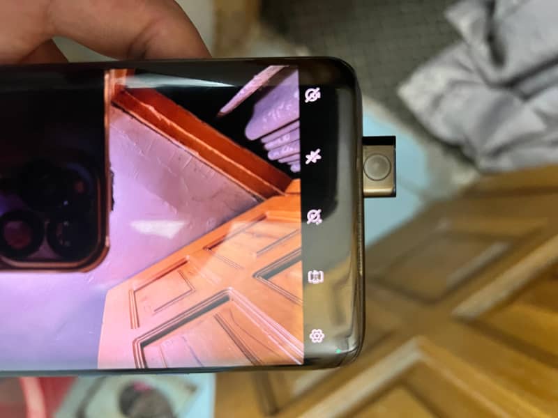 oneplus PTA 256 shade in display 2