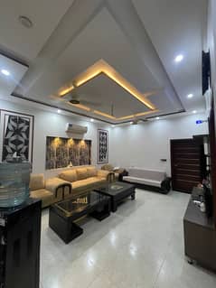 10 MARLA OENER BUILD TRIPLE STOREY HOUSE WITH GAS METER