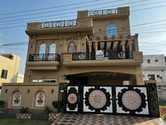 10 MARLA BRAND NEW HOUSE NEAR UCP AND SHUKAT KHANAM