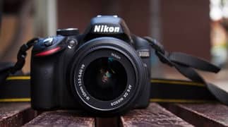 Nikon D3200 with all accessories and Nikon bag 10/10 condition