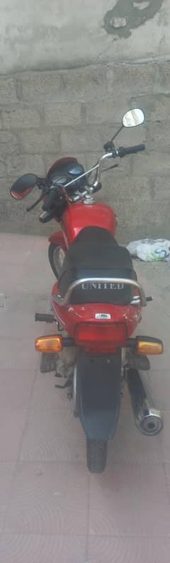 United 100 US