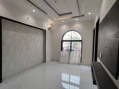 5 Marla Full House For Rent Near Emporium Mall 4 Bed With Attached Baths