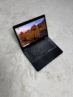 Dell UltraBook C-i5 6th Gen DDR4 8GB/256GB NVMe SSD 1080p OLED