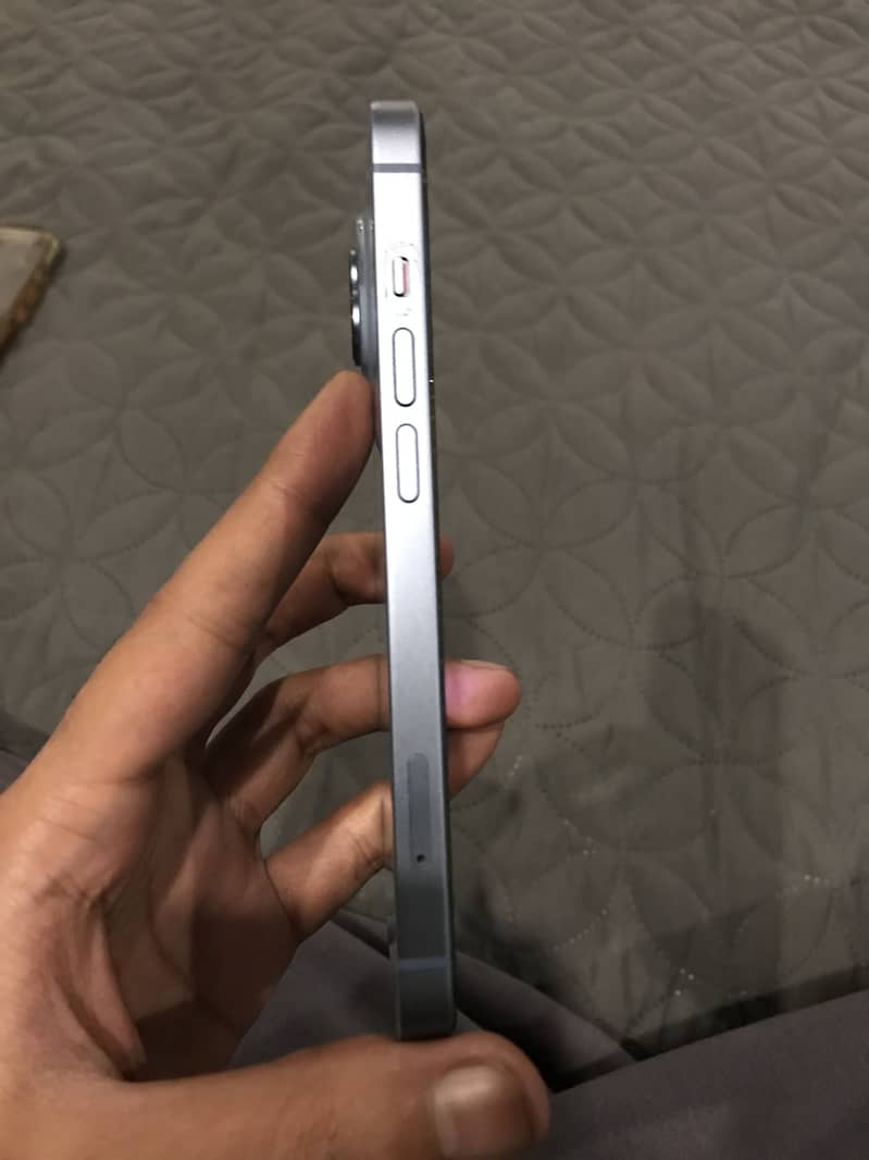 Iphone 14 10/10 Condition with sim time 2