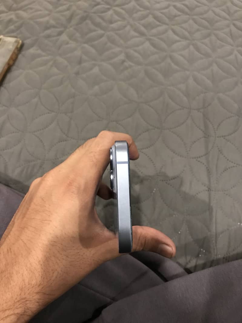Iphone 14 10/10 Condition with sim time 5