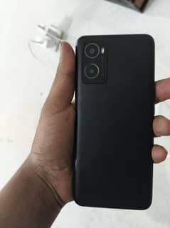 oppo A76 6/128 with box and charger
