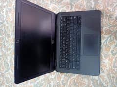 DELL latitude 3300