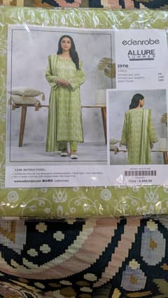 ladies suit lawn
