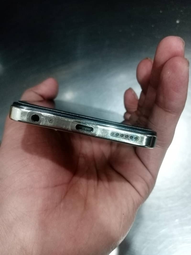 Tecno spark 20 8+8/256 10/10 condition 5