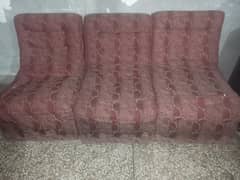 3 adad single sofe 1500 mein teno kami paishi ho jaye gi or