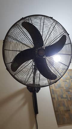 bracket fan 24 inch