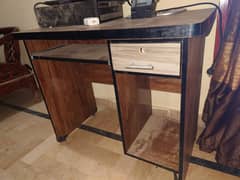 office work table