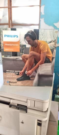 Philips 4000 series brand new unused headphone