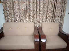 sofa set in gud condition and jute poshish
