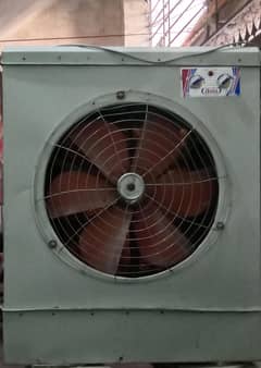 Lahori cooler with moveable stand