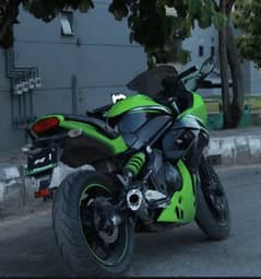 Kawasaki Ninja 400r special edition