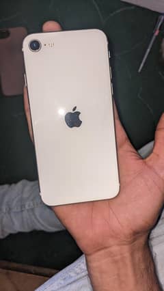 I phone se 2020 2nd Generation White Color