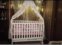 Baby cot bed