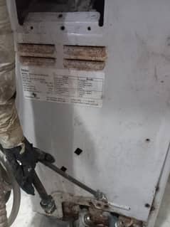 Haier 1 ton ac invater