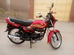 Honda priodar 100.2024 model