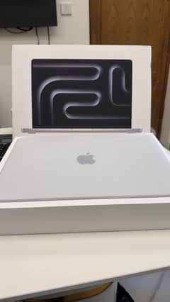 MacBook Pro M4 16 GB -512 GB