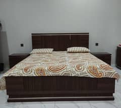 King size Bedroom set with Iron stand (without mattress)