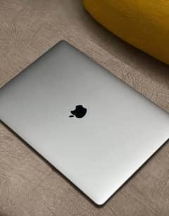 Apple MacBook pro 2019 Core i9 for sale