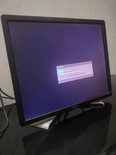 9/10 Condition hai 17 inch ki lcd hai