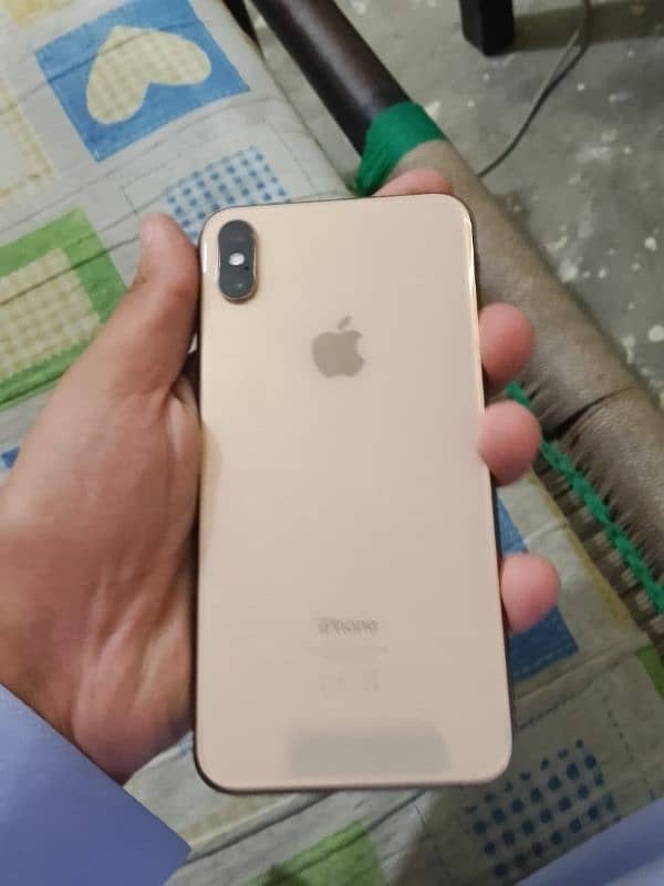pta approved xs max full good condition 10 by 10 with box 5